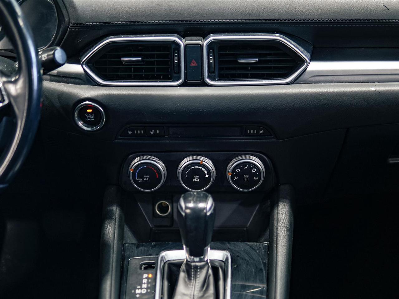 2019 Mazda CX-5 GS | LEATHER | PUSH BUTTON | NO ACCIDENTS Photo