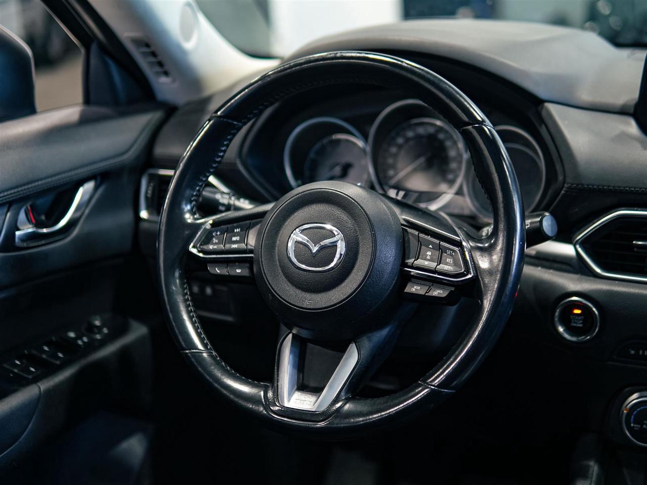 2019 Mazda CX-5 GS | LEATHER | PUSH BUTTON | NO ACCIDENTS Photo