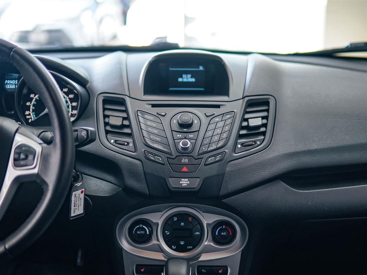 2015 Ford Fiesta SE | HEATED SEATS | BLUETOOTH | NO ACCIDENTS Photo