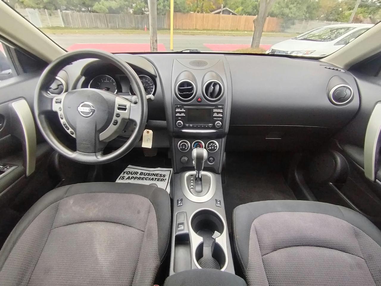 2012 Nissan Rogue SV Photo