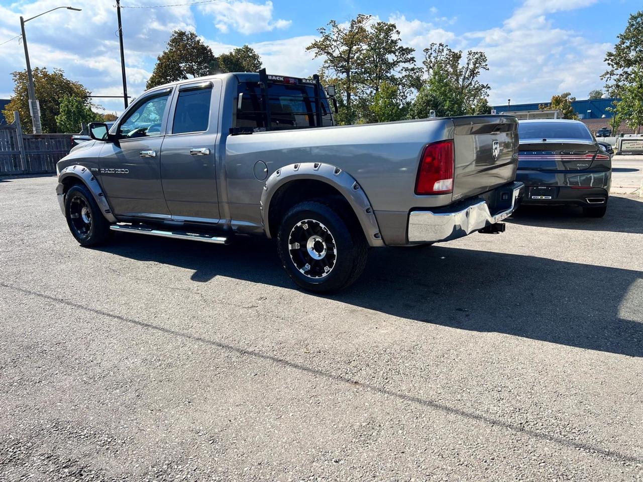 2011 Dodge Ram ST Photo2