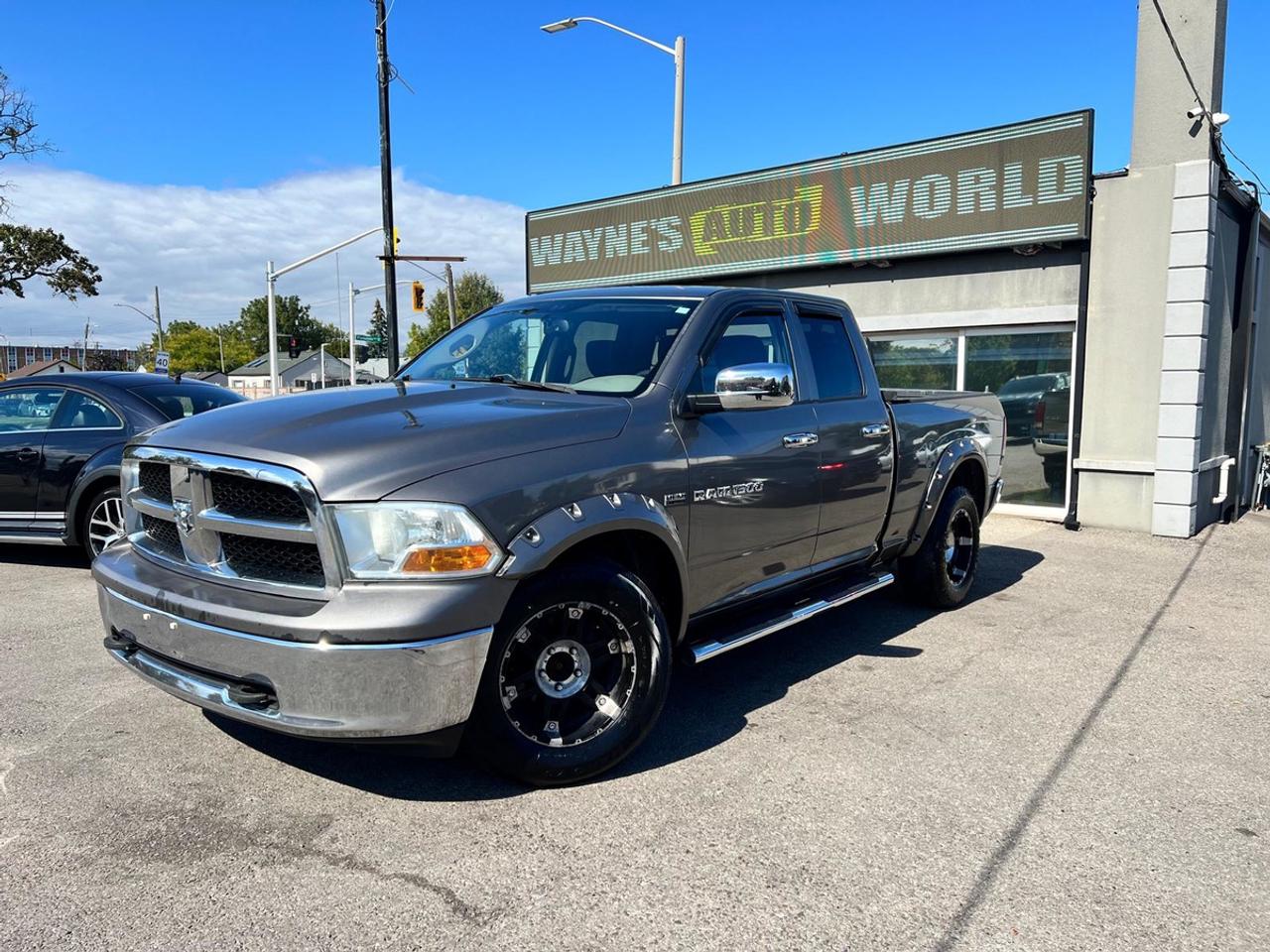 2011 Dodge Ram ST Photo0