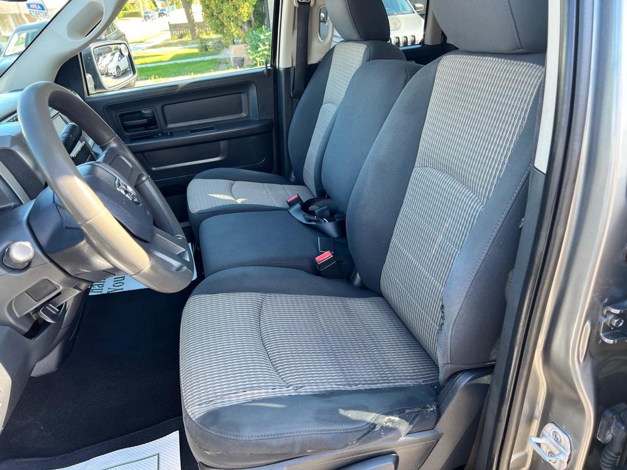 2011 Dodge Ram ST Photo