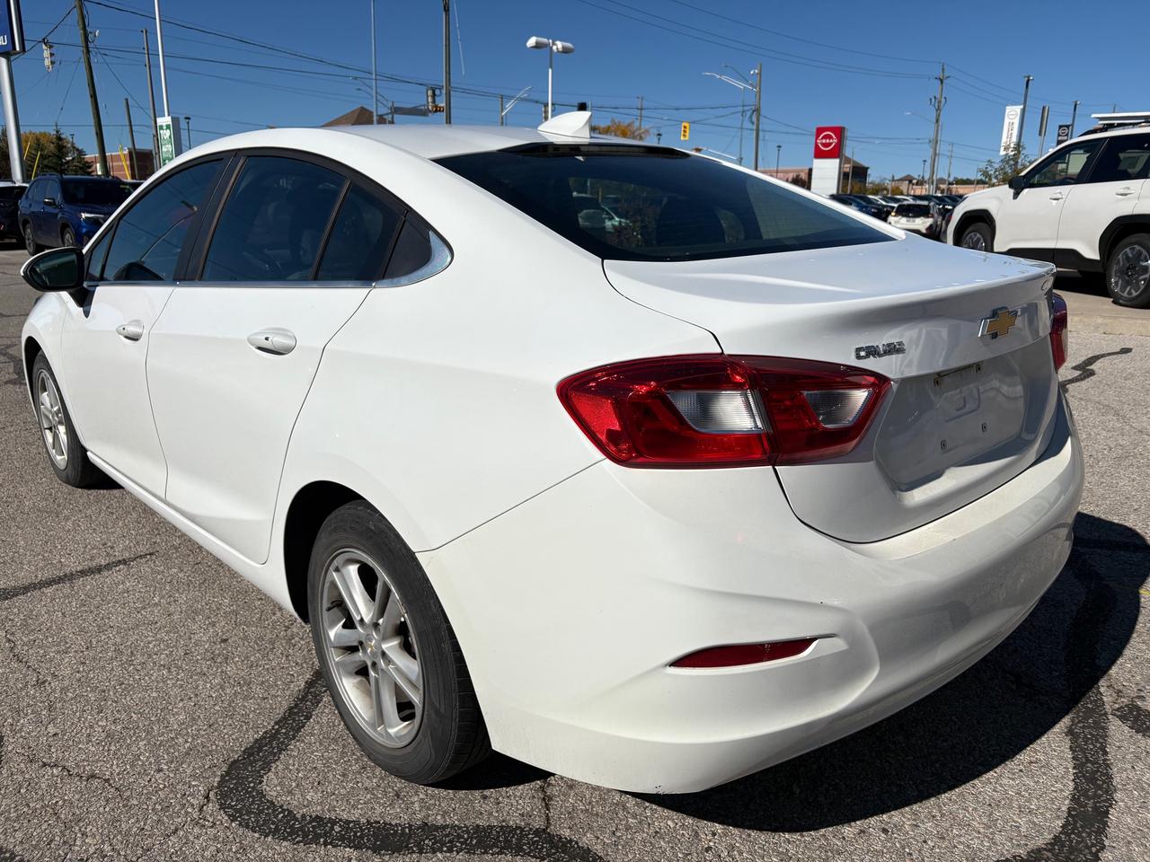2018 Chevrolet Cruze LT AUTO Photo