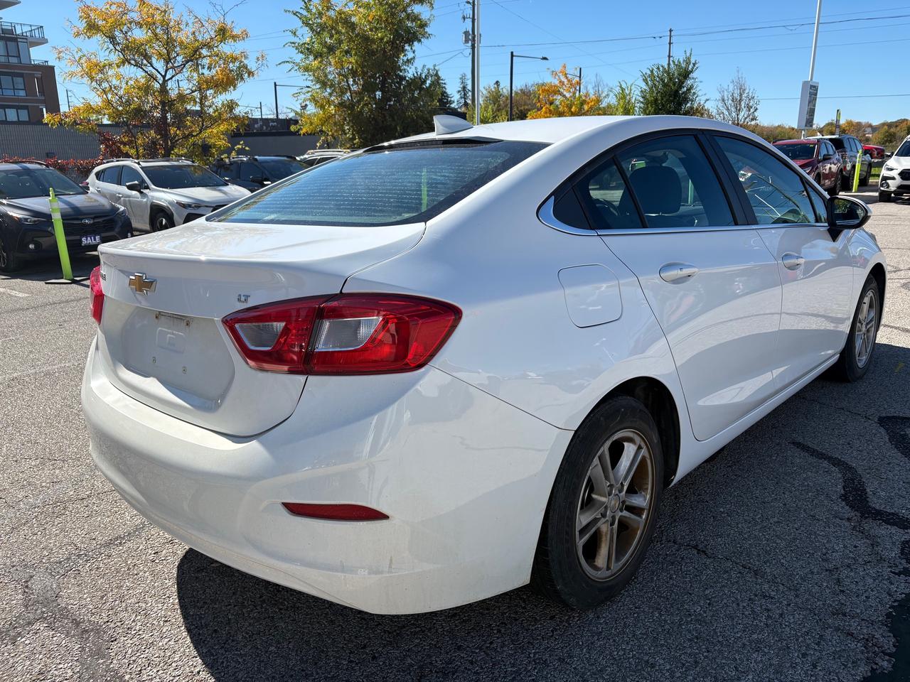 2018 Chevrolet Cruze LT AUTO Photo