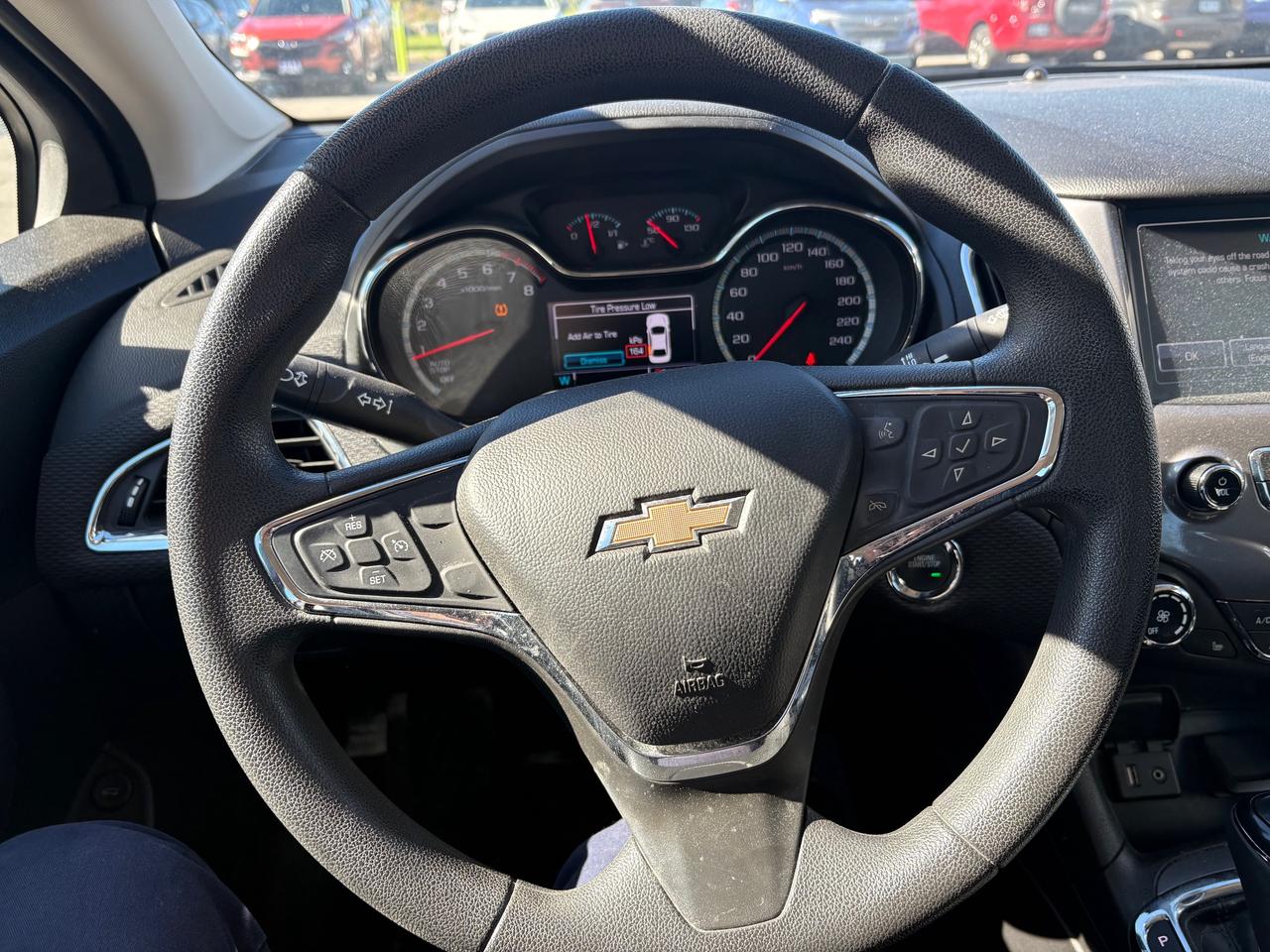 2018 Chevrolet Cruze LT AUTO Photo
