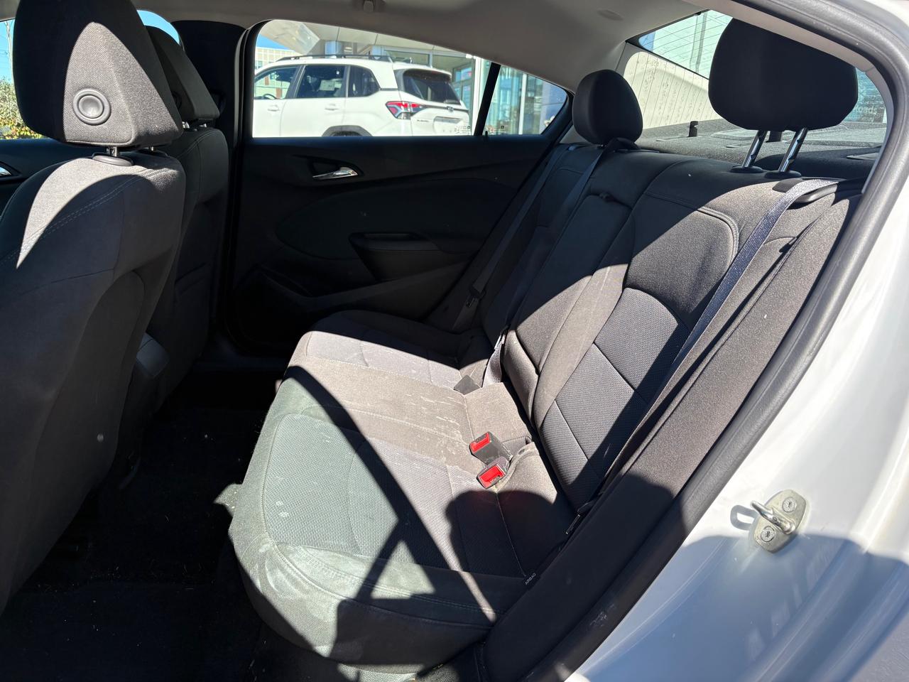 2018 Chevrolet Cruze LT AUTO Photo