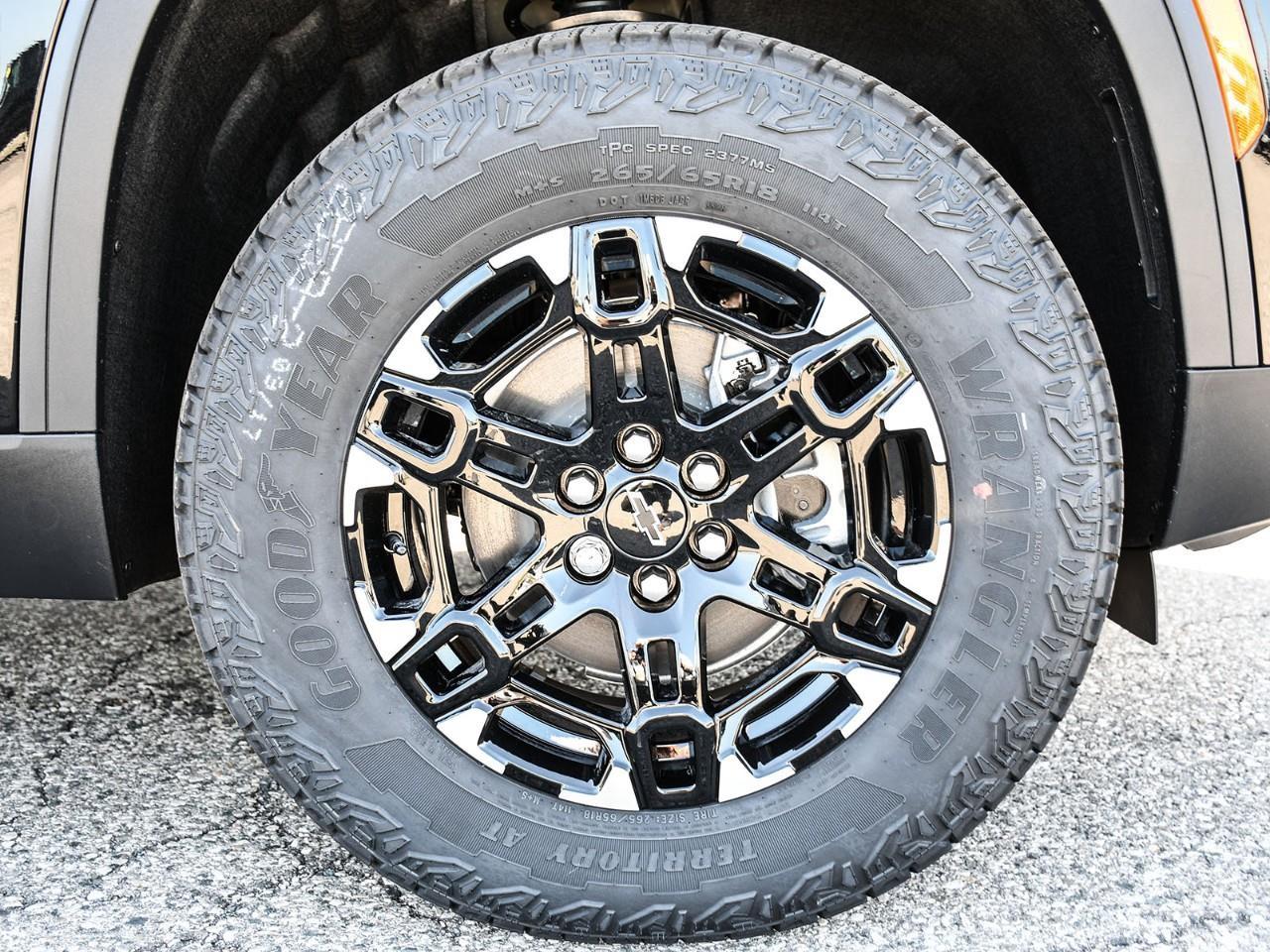 2027 Chevrolet Traverse Z71 Photo
