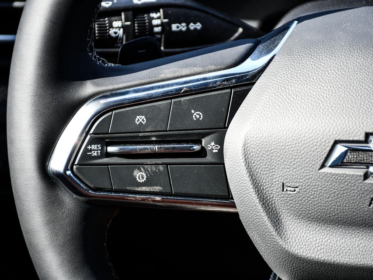 2027 Chevrolet Traverse Z71 Photo