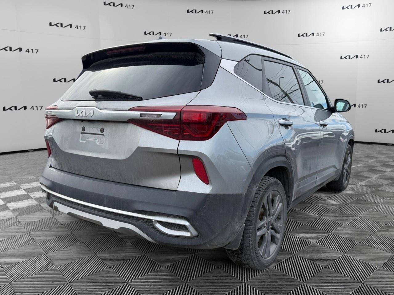 2023 Kia Seltos EX AWD Photo4