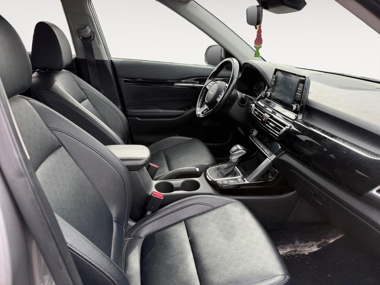 2023 Kia Seltos EX AWD Photo