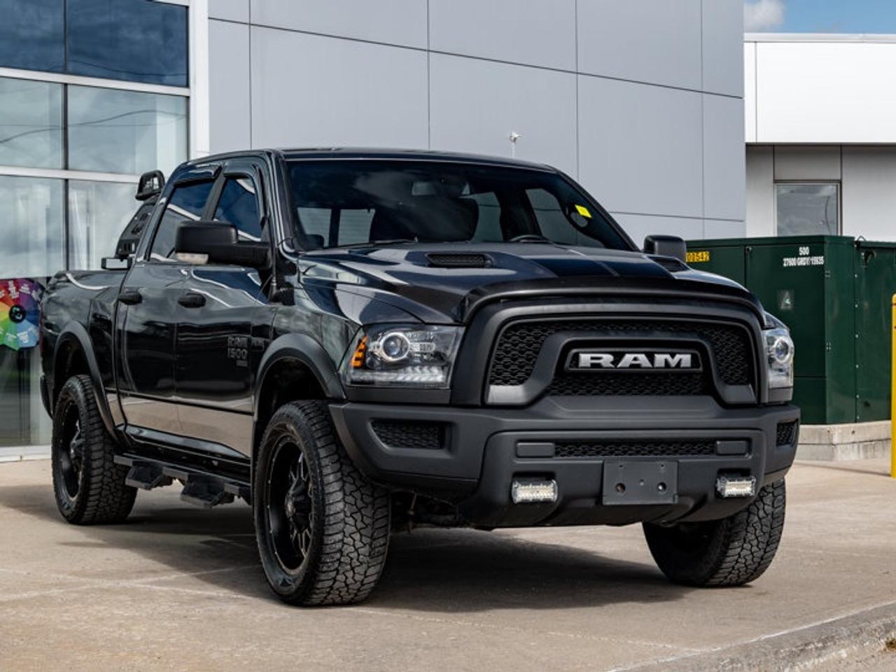 2023 RAM 1500 Classic WARLOCK Photo