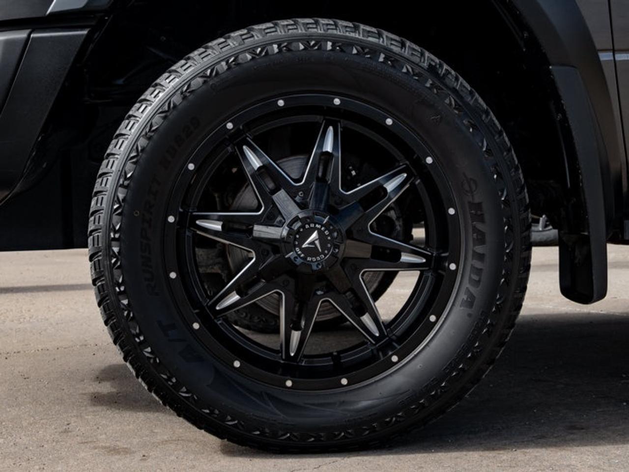 2023 RAM 1500 Classic WARLOCK Photo