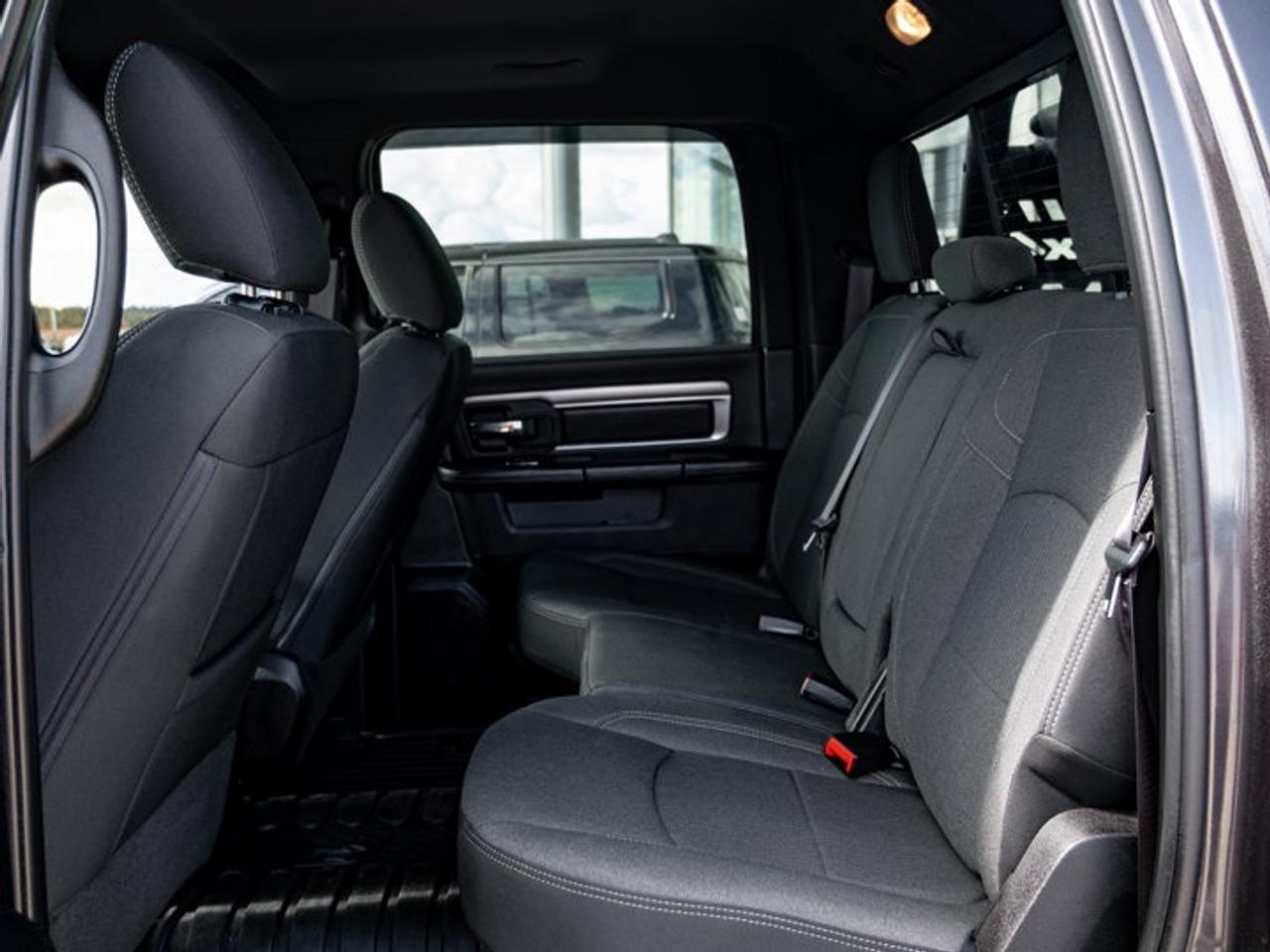 2023 RAM 1500 Classic WARLOCK Photo