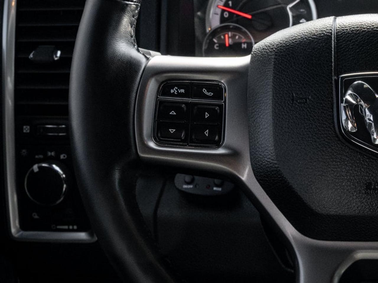 2023 RAM 1500 Classic WARLOCK Photo