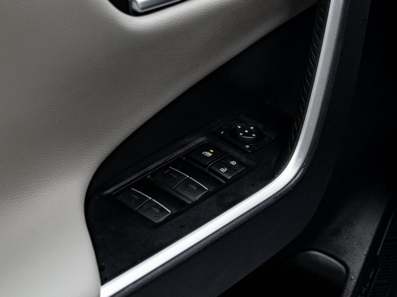 2024 Toyota RAV4 TRAIL Photo