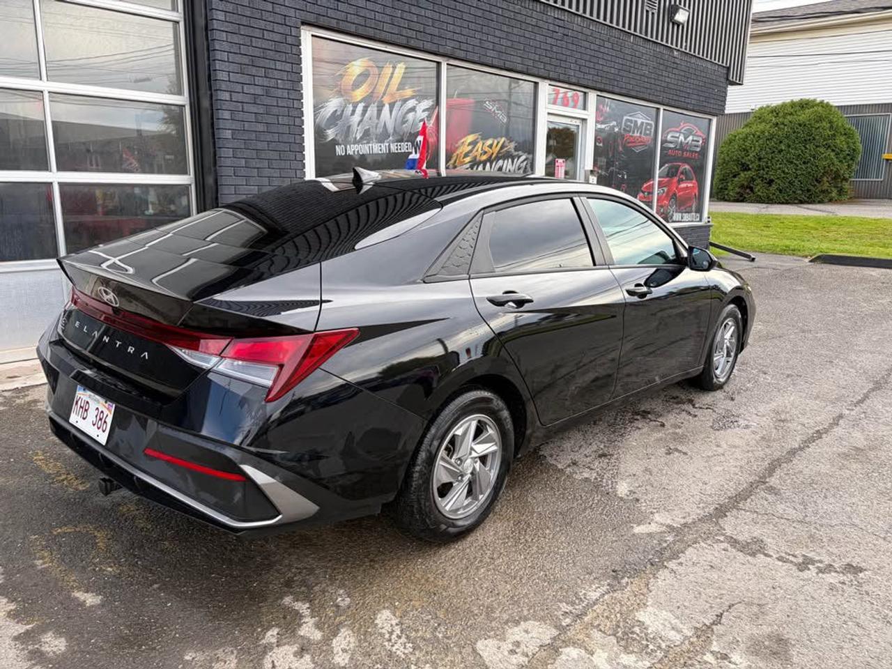 2025 Hyundai Elantra SEL - Photo #3
