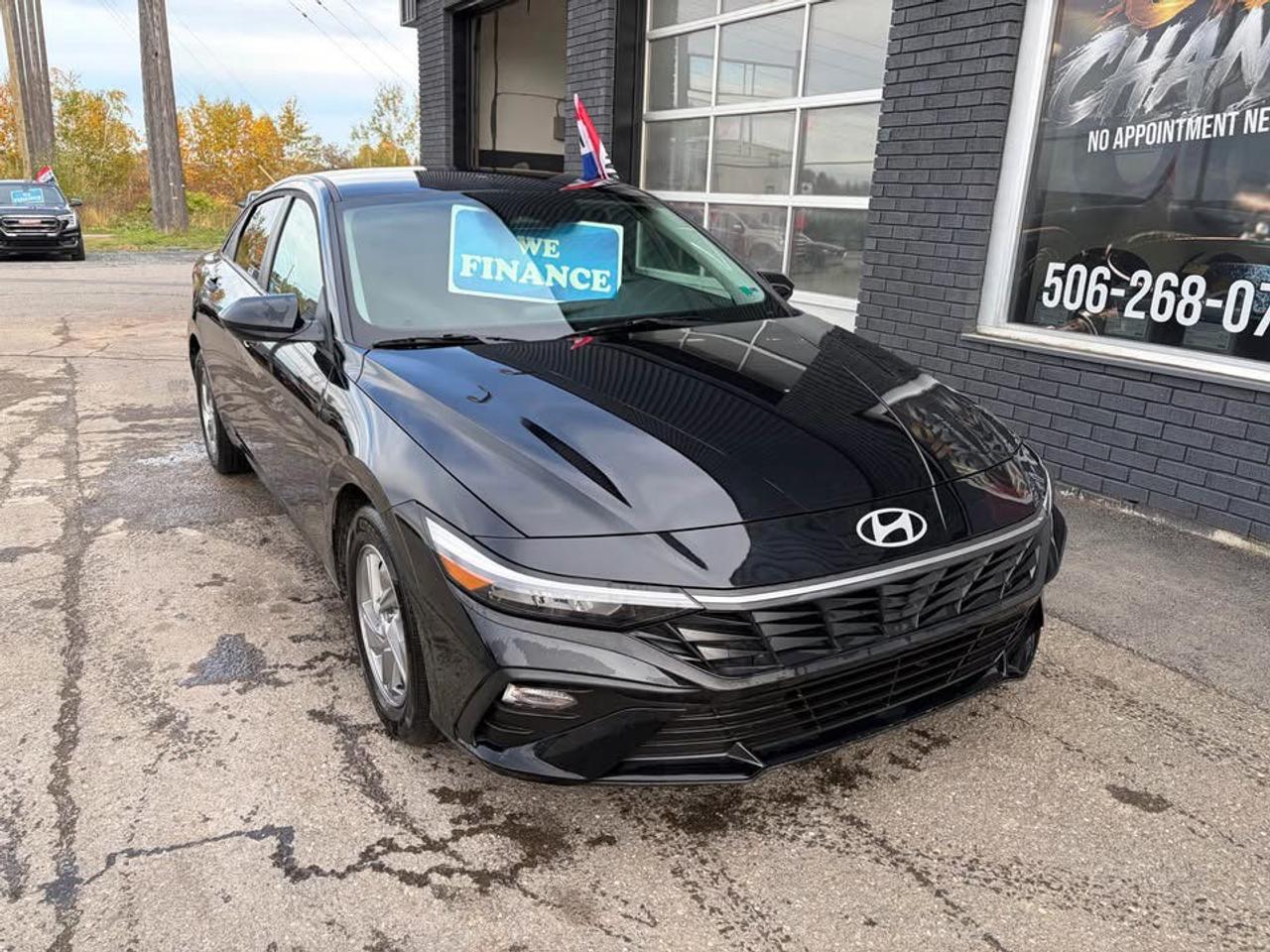 2025 Hyundai Elantra SEL Photo