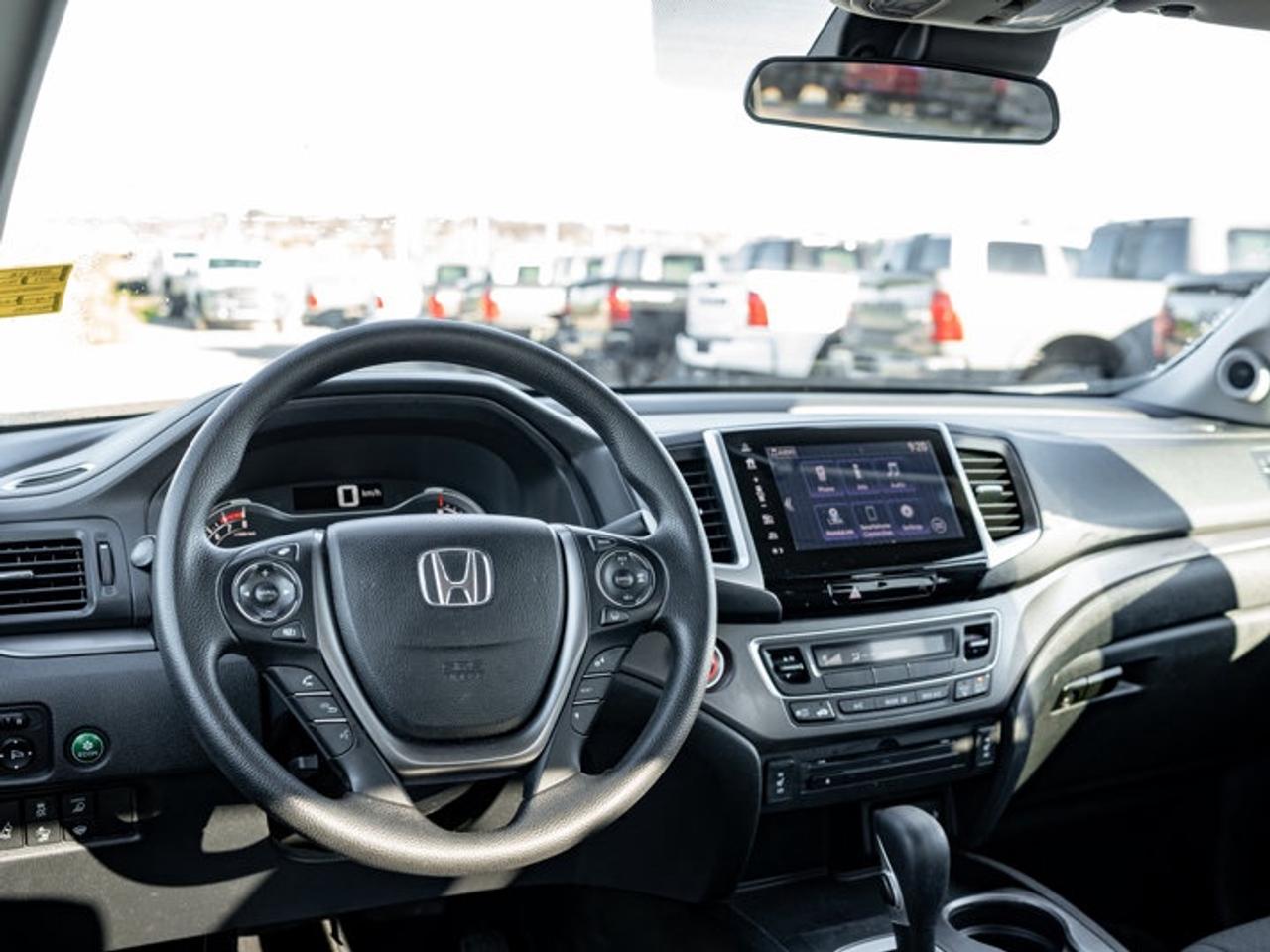 2017 Honda Ridgeline LX Photo