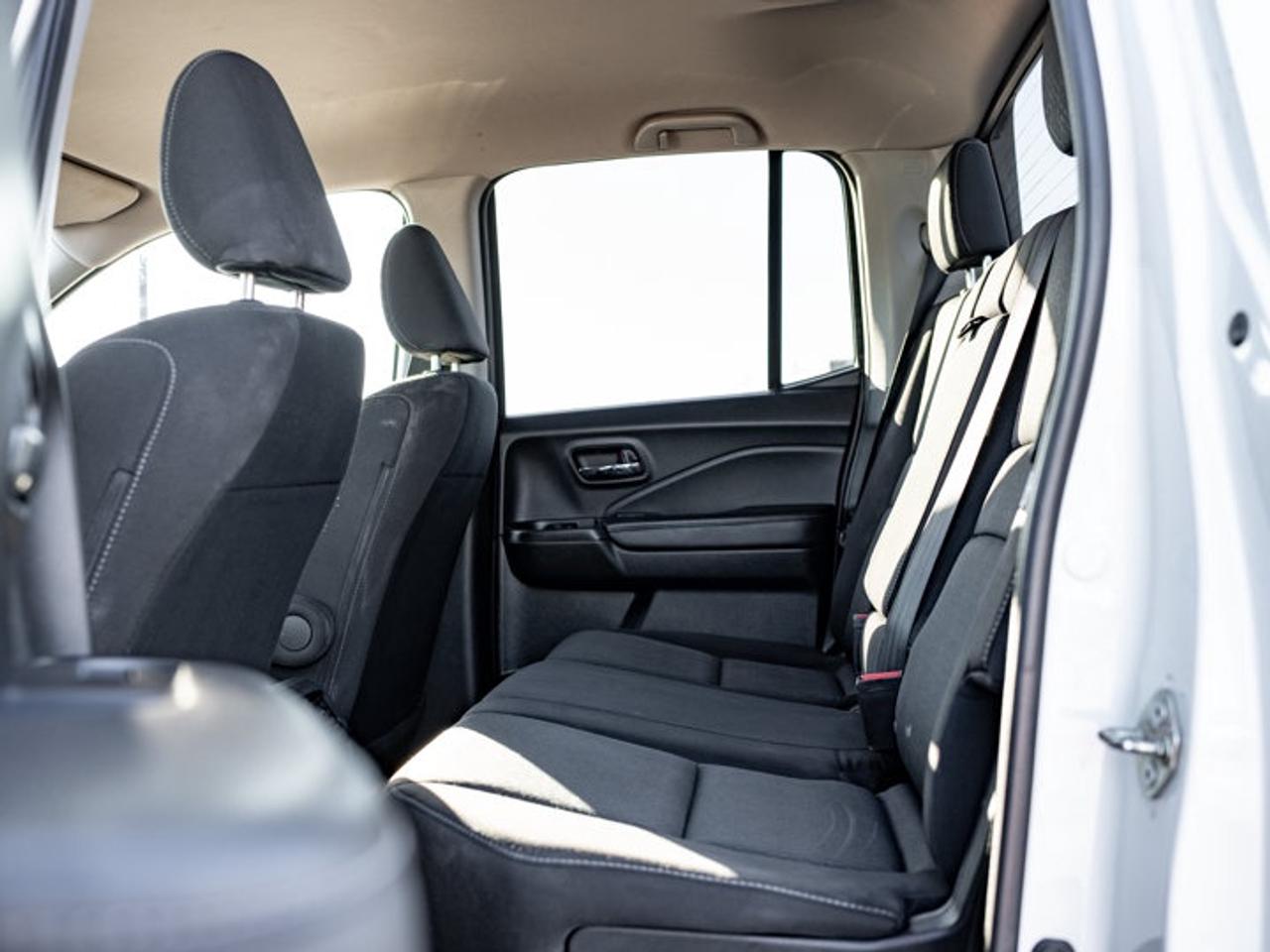 2017 Honda Ridgeline LX Photo