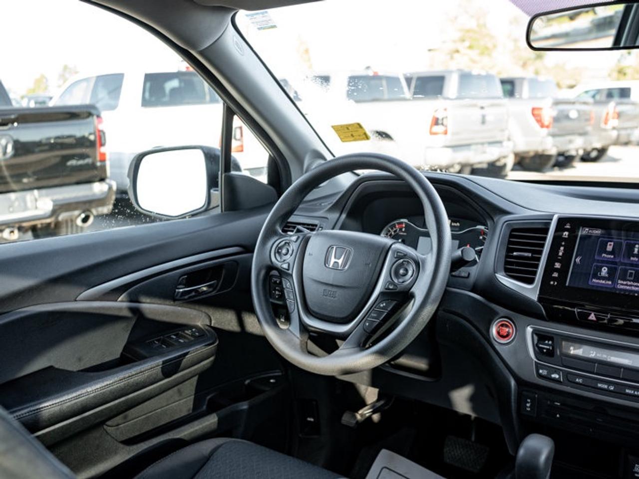 2017 Honda Ridgeline LX Photo