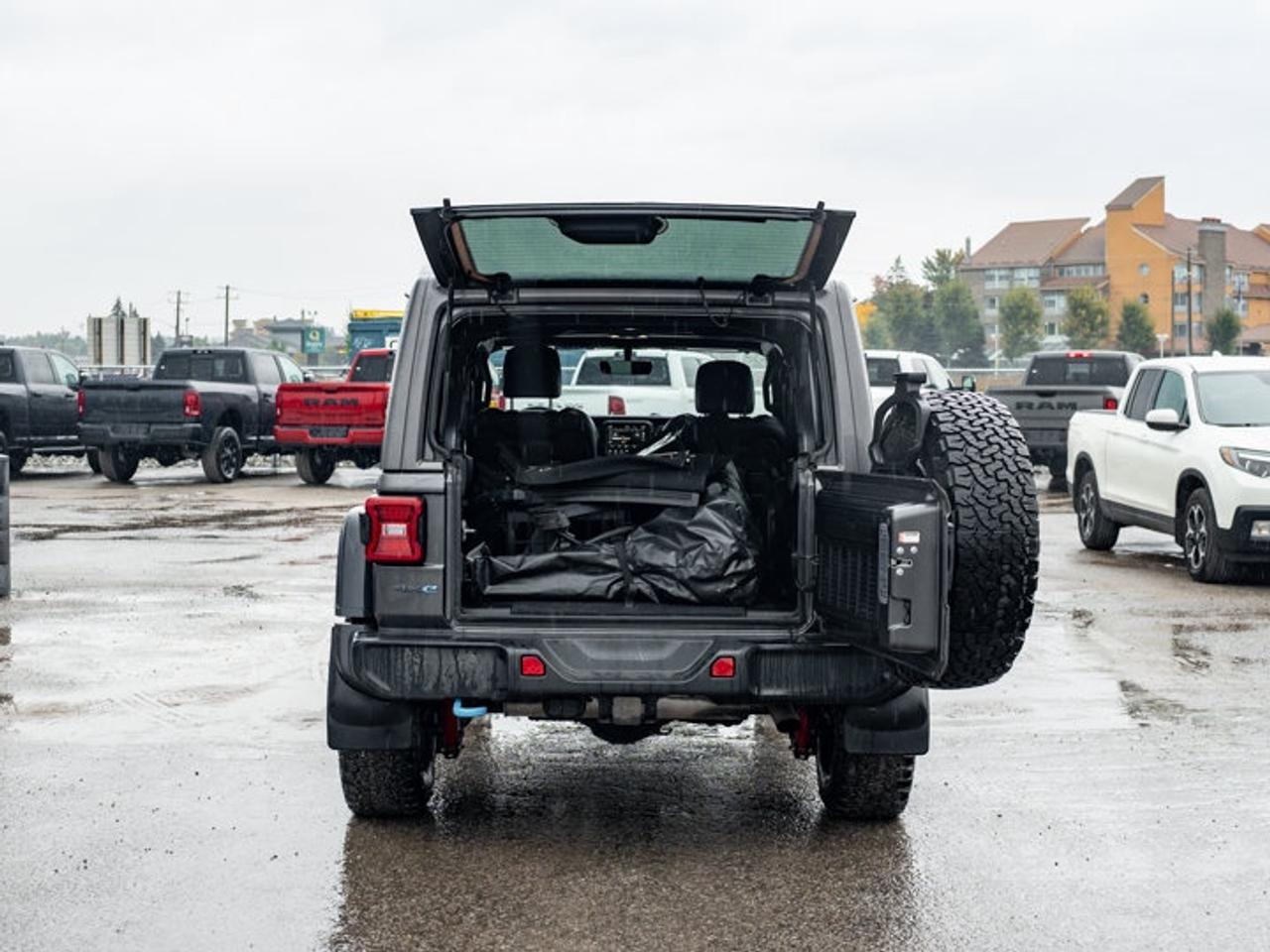 2022 Jeep Wrangler 4xe Unlimited Rubicon Photo