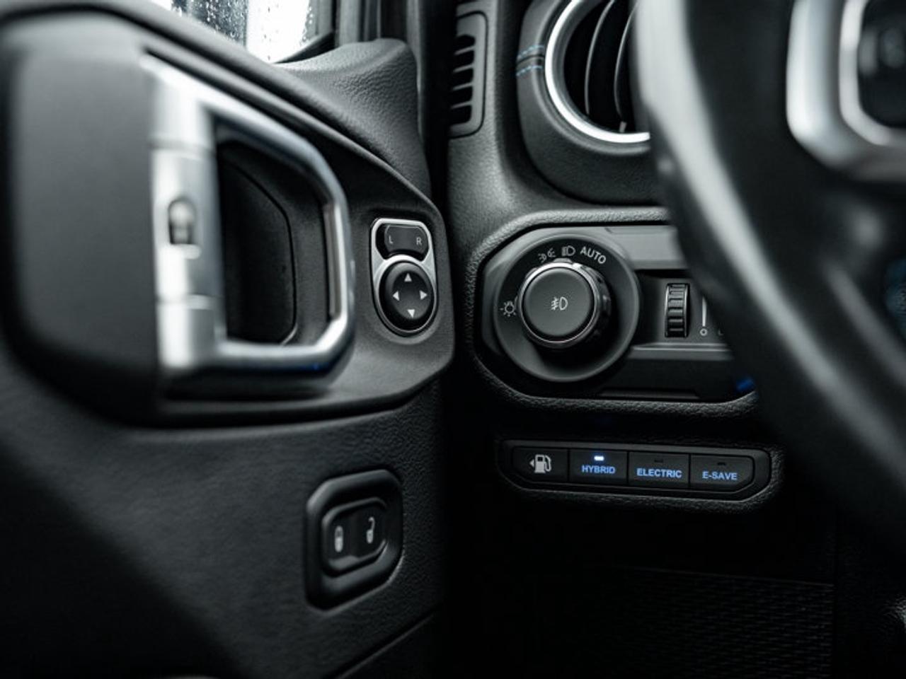 2022 Jeep Wrangler 4xe Unlimited Rubicon Photo