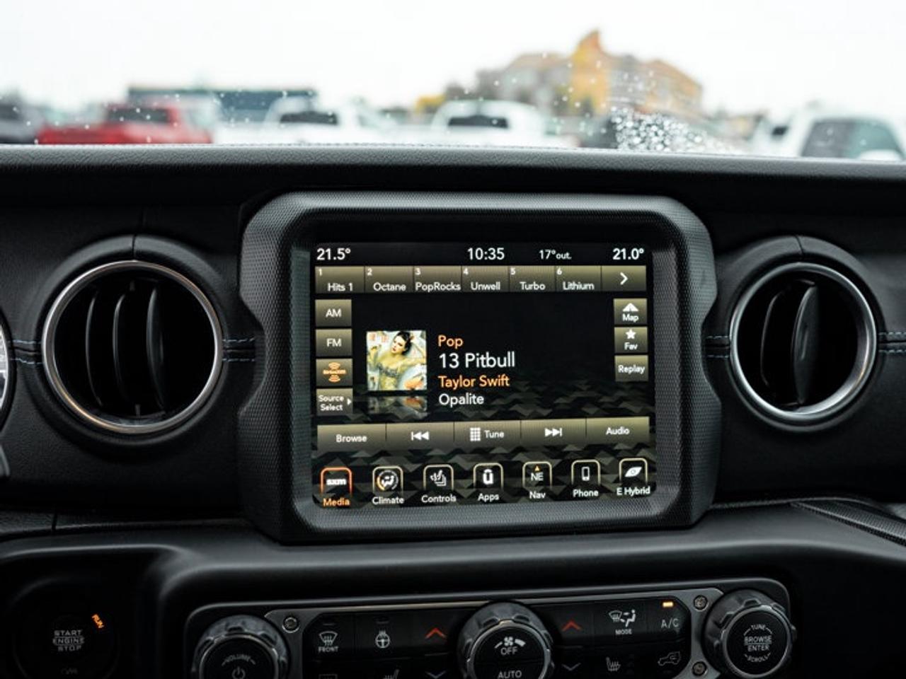 2022 Jeep Wrangler 4xe Unlimited Rubicon Photo