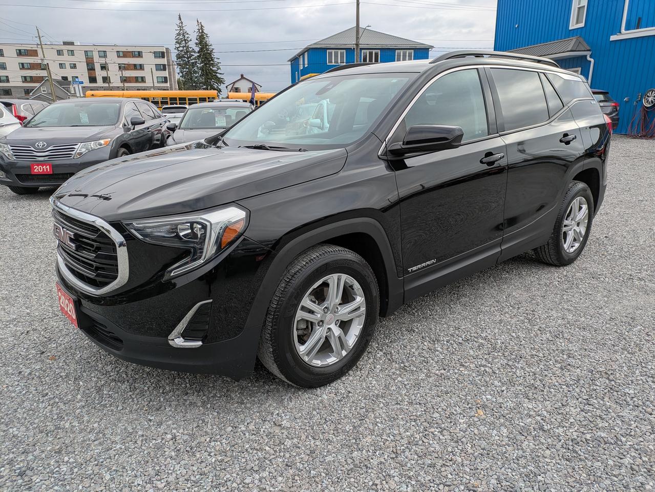 2020 GMC Terrain FWD 4DR SLE - Photo #1
