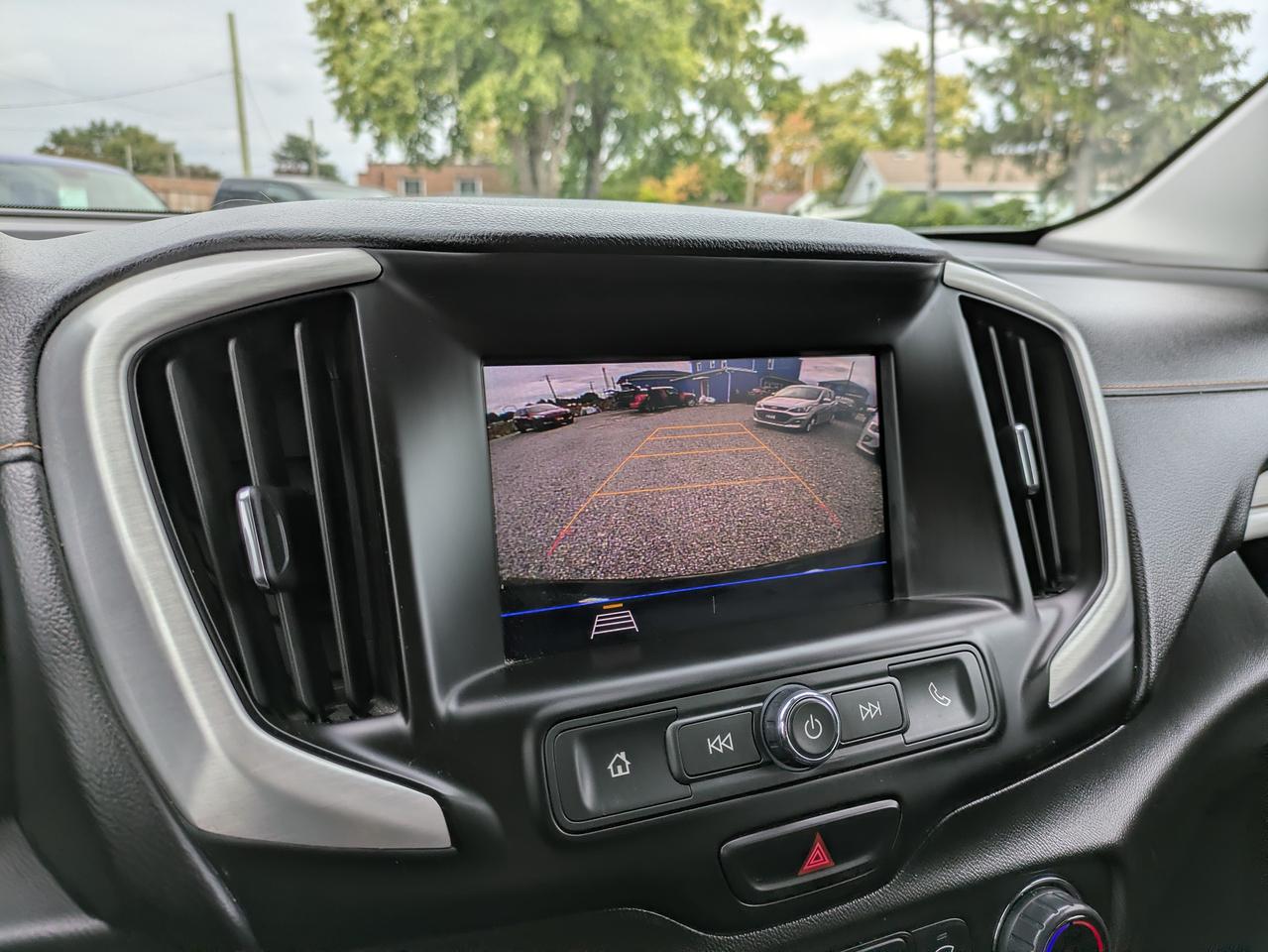 2020 GMC Terrain FWD 4DR SLE Photo