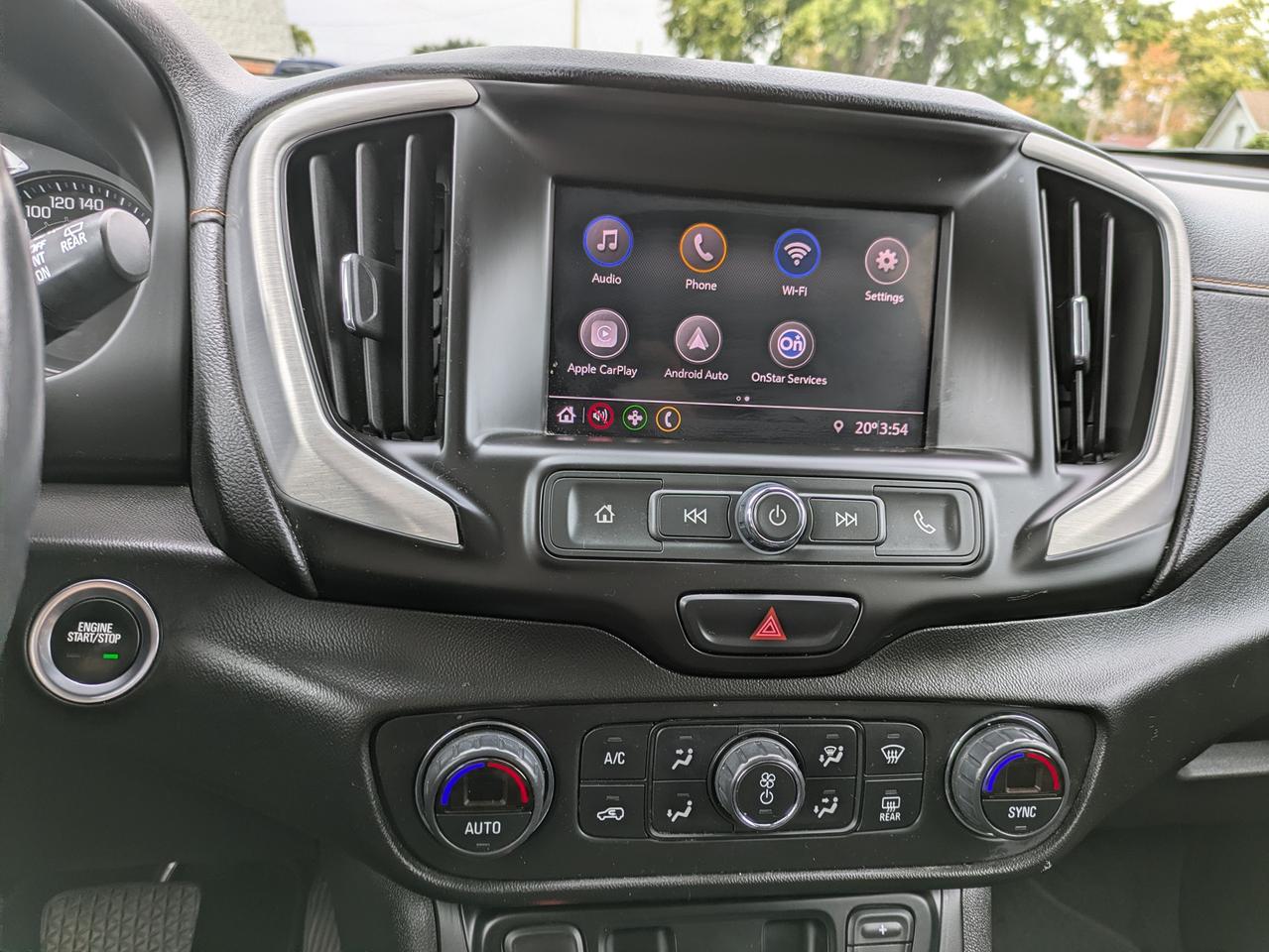 2020 GMC Terrain FWD 4DR SLE Photo