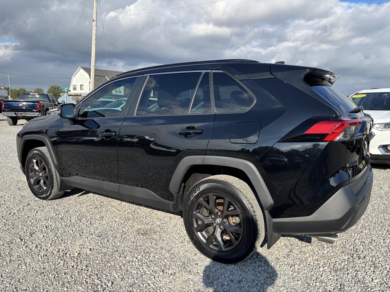2021 Toyota RAV4 LE ~CLEAN CARFAX~1 OWNER~CERTIFIED~ Photo
