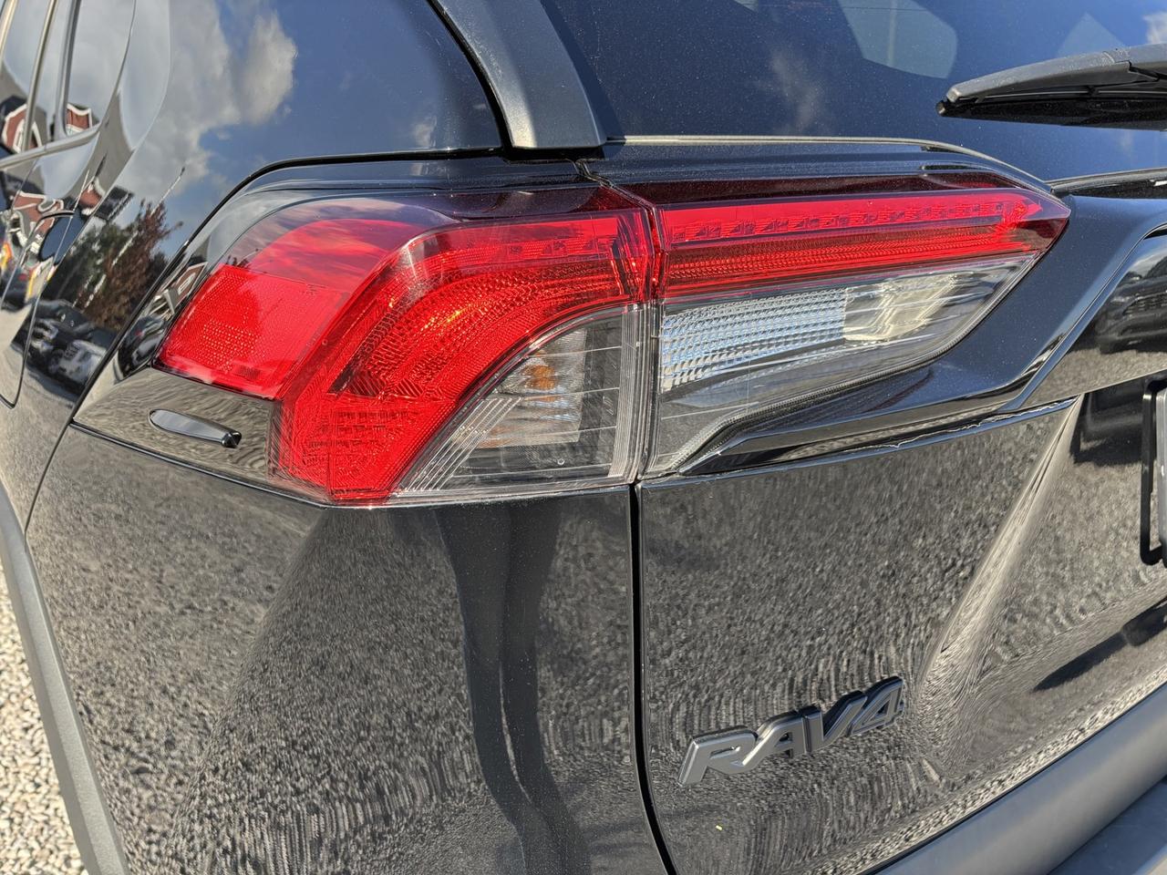 2021 Toyota RAV4 LE ~CLEAN CARFAX~1 OWNER~CERTIFIED~ Photo
