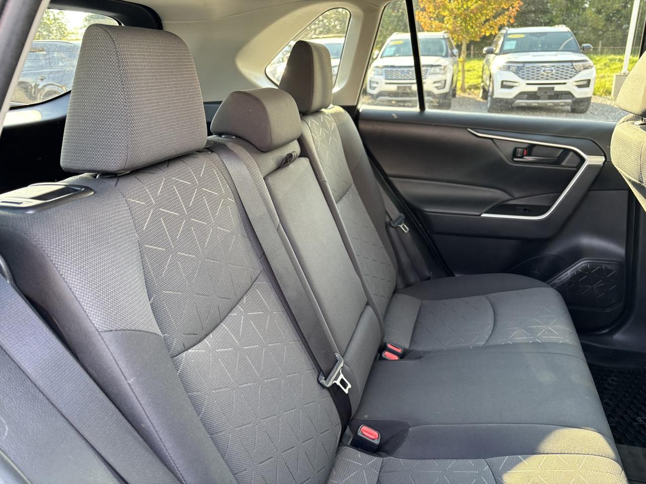 2021 Toyota RAV4 LE ~CLEAN CARFAX~1 OWNER~CERTIFIED~ Photo