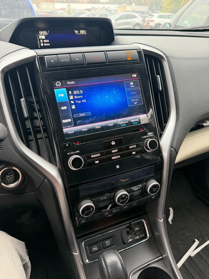 2019 Subaru ASCENT Limited Photo2