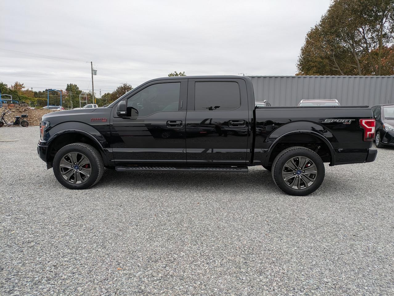 2018 Ford F-150 XLT 4WD SuperCrew 5.5' Box Photo1
