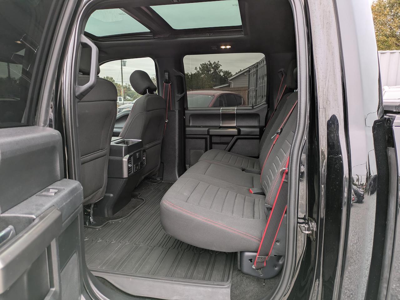 2018 Ford F-150 XLT 4WD SuperCrew 5.5' Box Photo