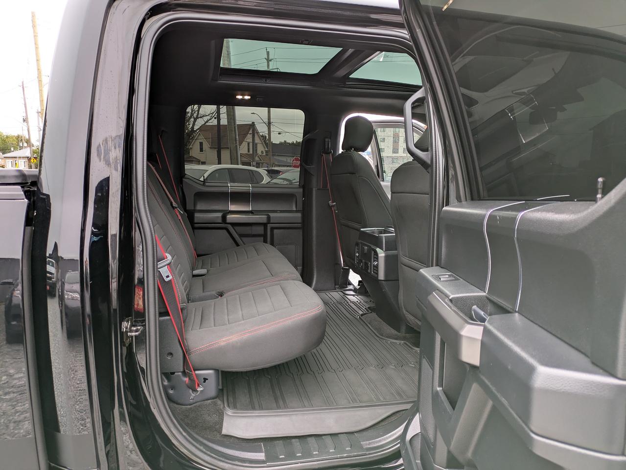 2018 Ford F-150 XLT 4WD SuperCrew 5.5' Box Photo