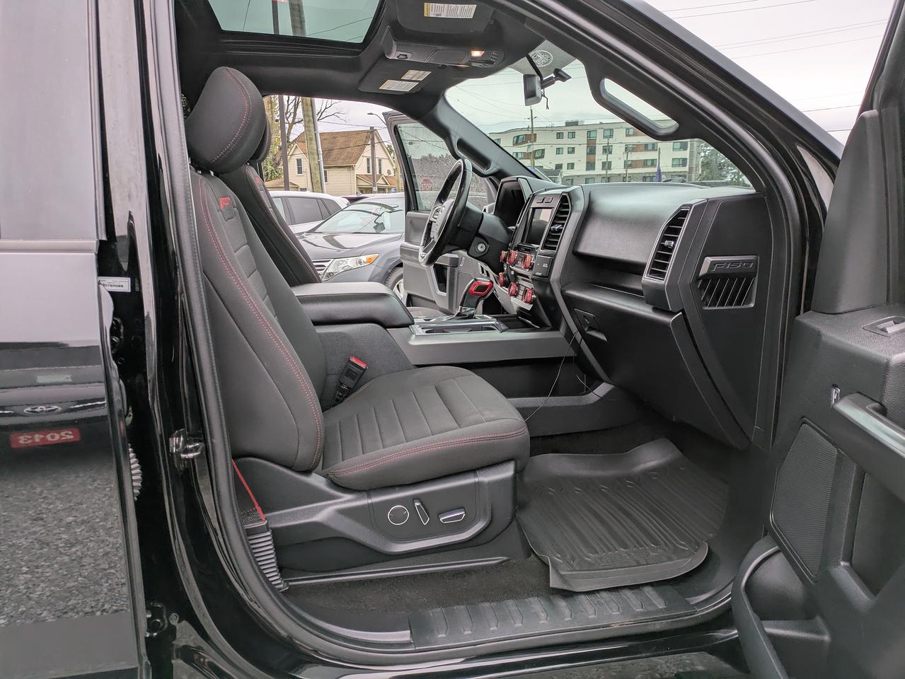 2018 Ford F-150 XLT 4WD SuperCrew 5.5' Box Photo