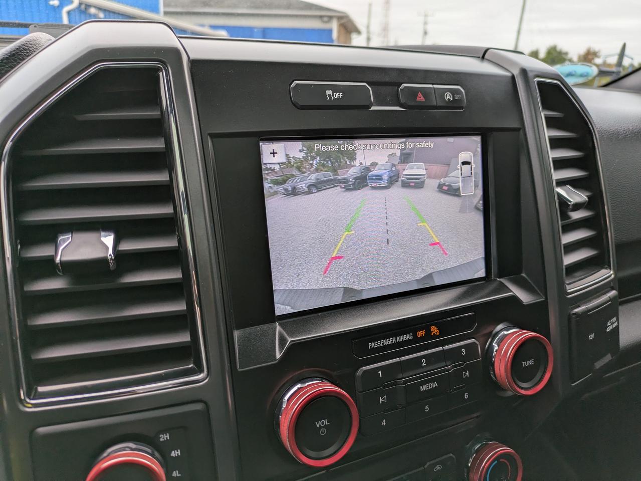 2018 Ford F-150 XLT 4WD SuperCrew 5.5' Box Photo