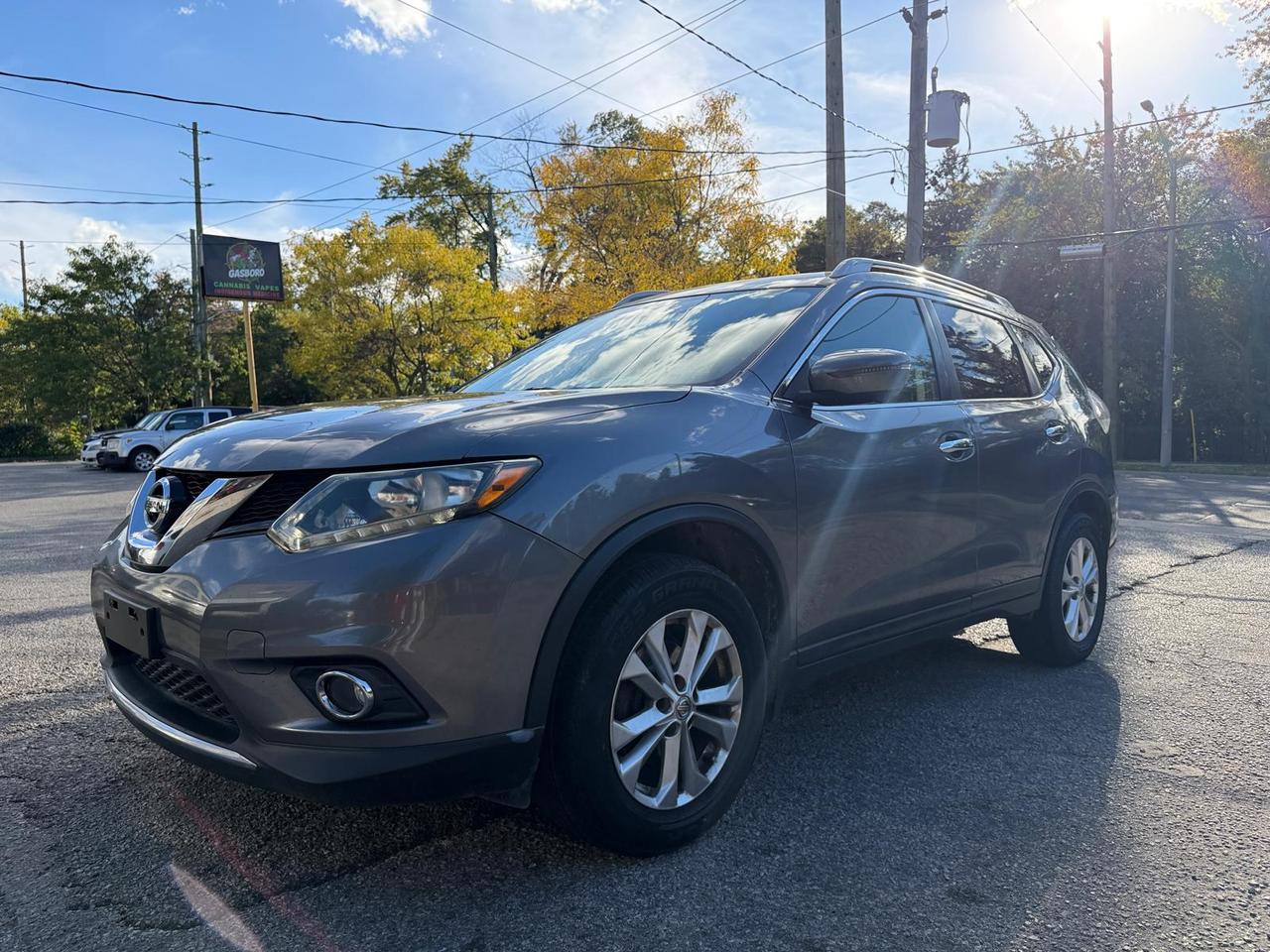 2016 Nissan Rogue SV Photo