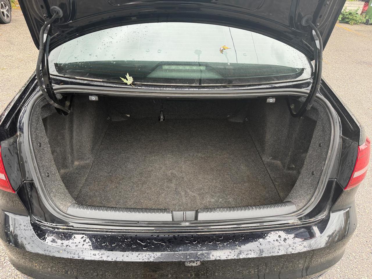2016 Volkswagen Jetta HIGHLINE Photo