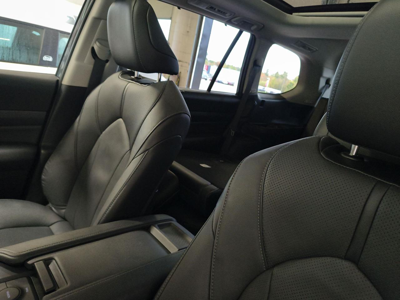 2025 Toyota Grand Highlander Hybrid Limited Photo