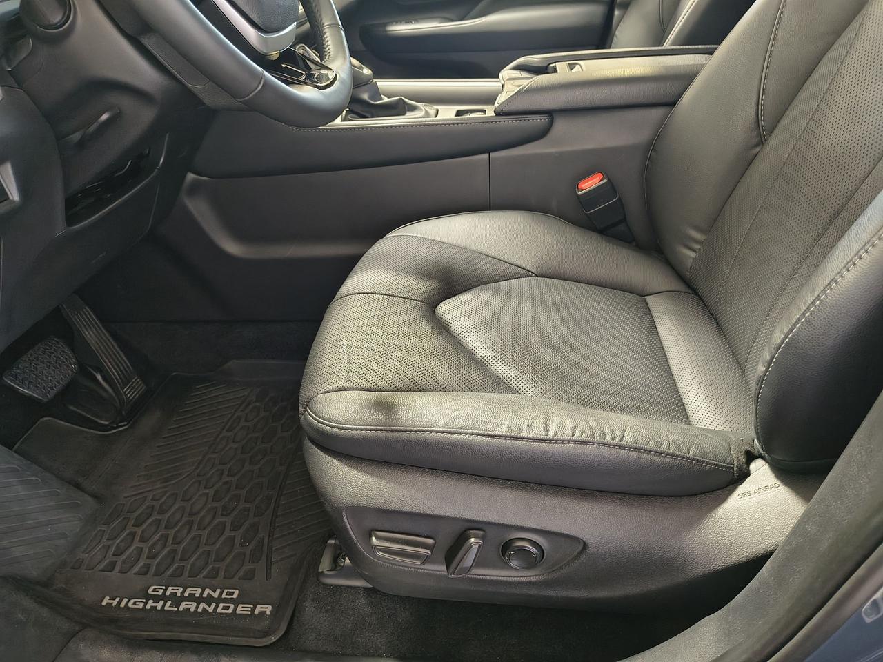 2025 Toyota Grand Highlander Hybrid Limited Photo