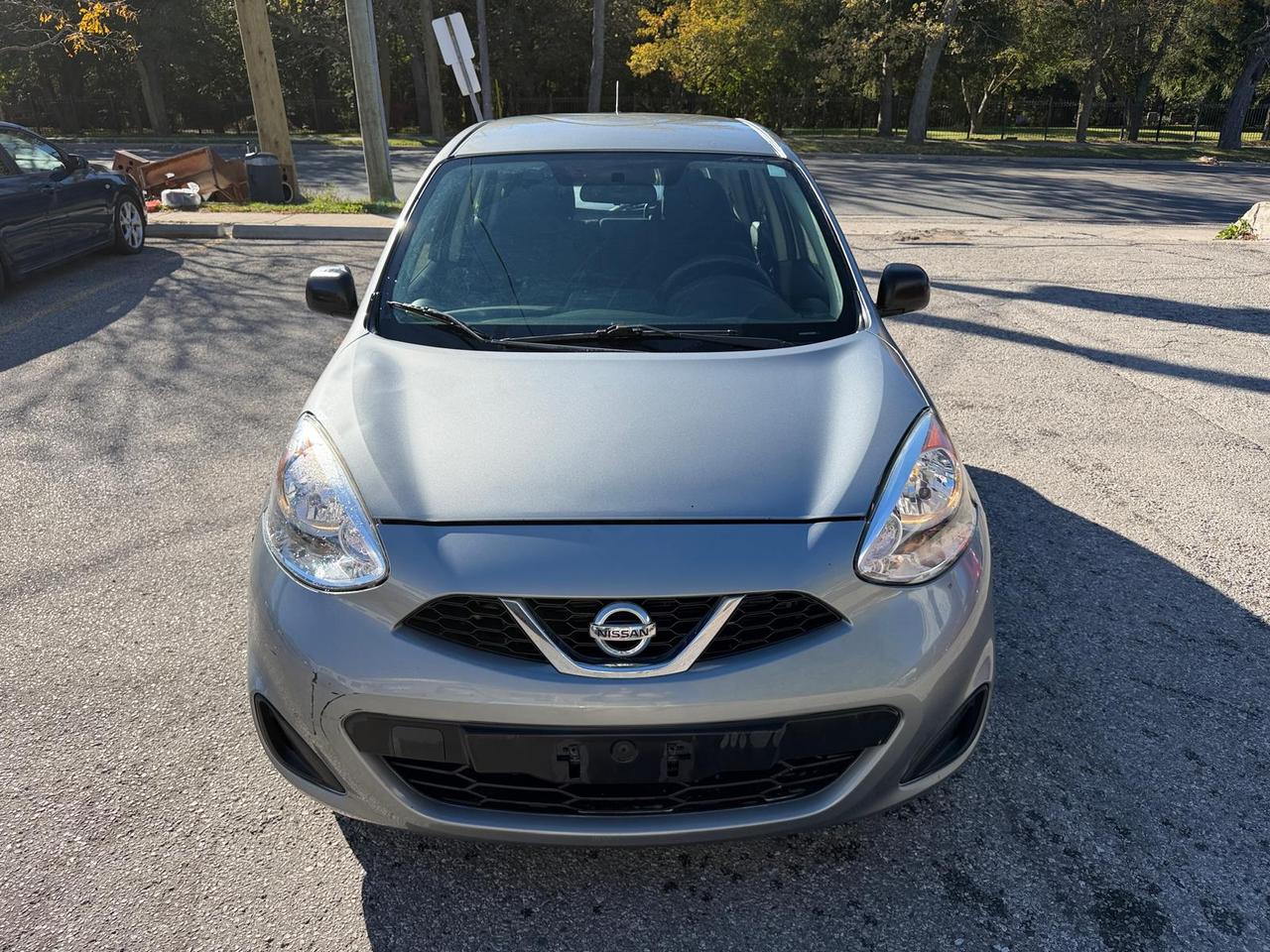 2015 Nissan Micra S - Photo #1