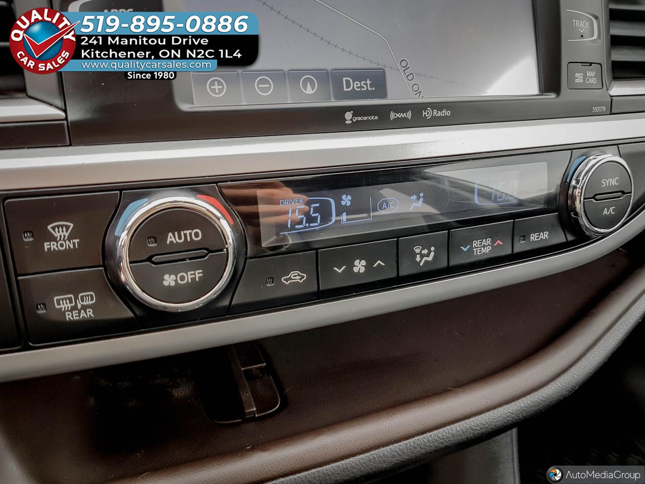 2014 Toyota Highlander XLE *LEATHER-SUNROOF-NAVIGATION* Photo