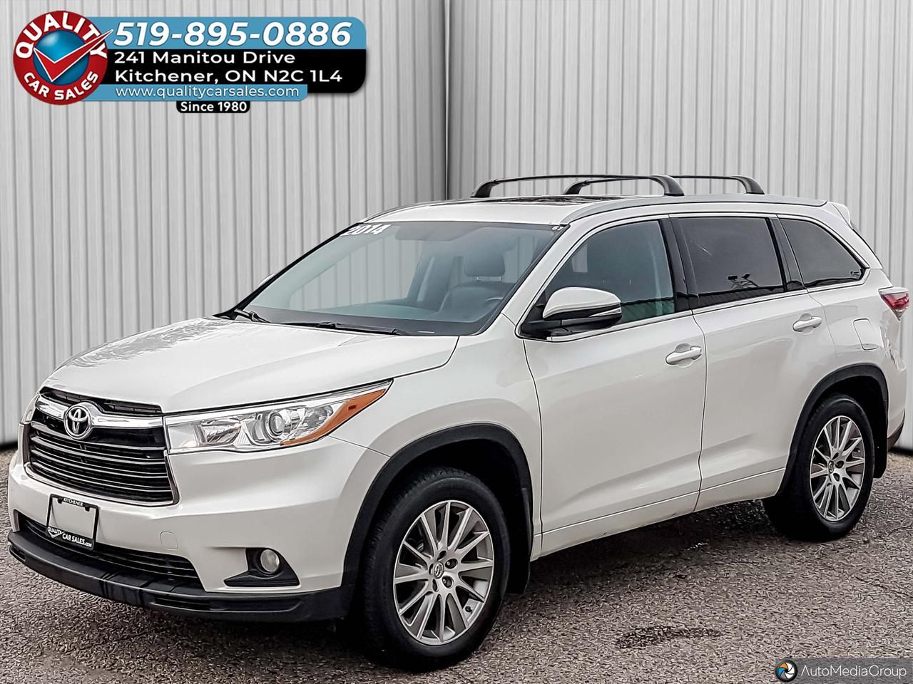 2014 Toyota Highlander XLE *LEATHER-SUNROOF-NAVIGATION* Photo