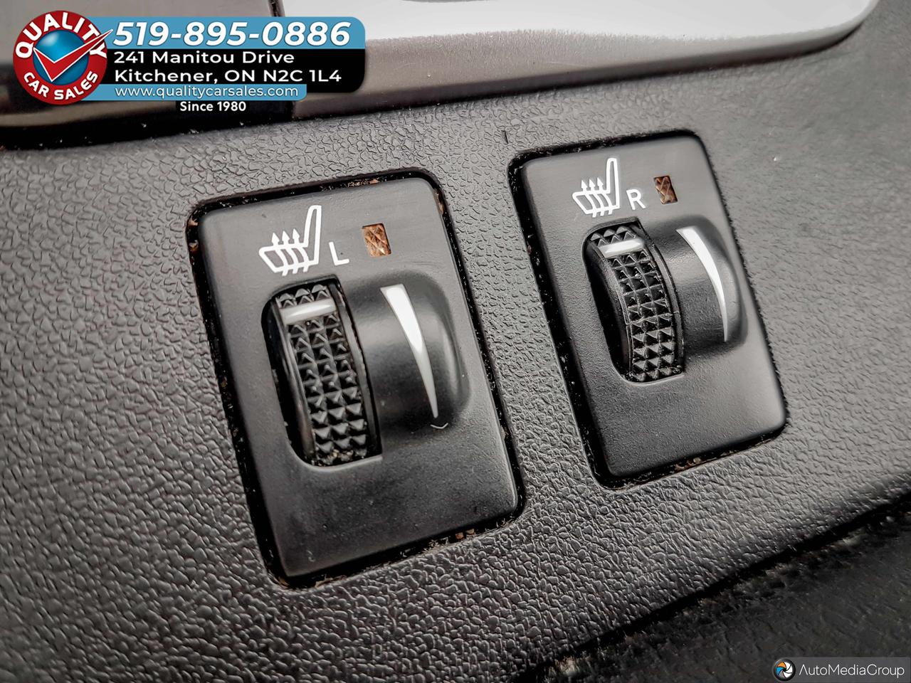 2014 Toyota Highlander XLE *LEATHER-SUNROOF-NAVIGATION* Photo