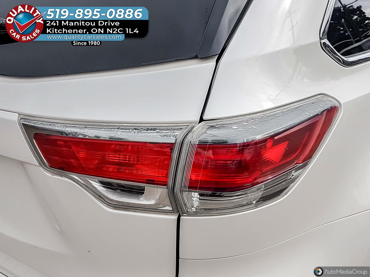 2014 Toyota Highlander XLE *LEATHER-SUNROOF-NAVIGATION* Photo