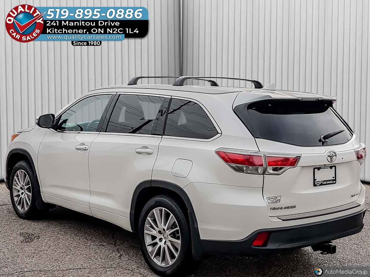 2014 Toyota Highlander XLE *LEATHER-SUNROOF-NAVIGATION* Photo